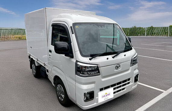 冷蔵冷凍軽トラック高価買取強化中！特殊改造軽トラ買取大歓迎！10万km以上の過走行距離も積極買取！無料出張査定無料出張査定は横浜・川崎・横須賀・相模原・厚木・藤沢・小田原などの神奈川県全域や渋谷・世田谷・品川・千代田・大田・新宿・中央・江東などの23区・都市部まで東京都全域に対応！黒ナンバー軽貨物車もご相談ください｜中古車買取専門店FAB RIDE