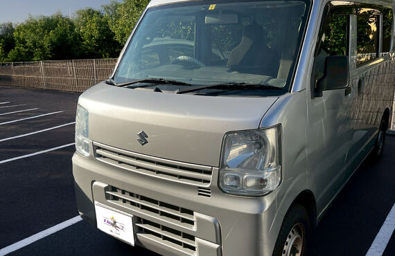 スズキ-エブリィ積極買取実施中！黒ナンバー軽貨物、過走行距離車歓迎！修復歴ありの軽バンもご相談ください！無料出張査定は中央区・目黒区・中野区・荒川区・板橋区・練馬区・足立区・葛飾区・ 江戸川区など東京全域、埼玉や千葉など神奈川県外も広く対象としております！ワゴンやカスタム車のご売却もOK｜中古車買取専門店FAB RIDE