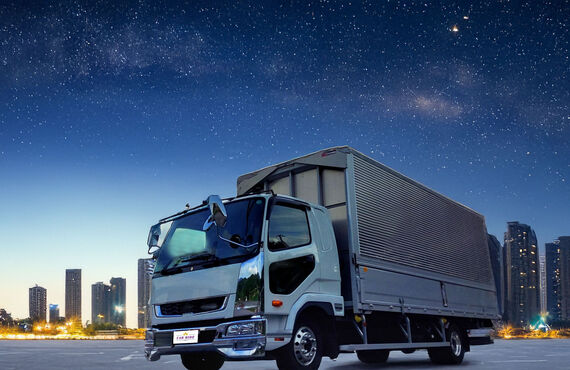 2t・3t・4tのトラック高価買取強化中！不動車や修復歴ありのトラックもお気軽にご相談くださいませ。無料出張査定は横浜・川崎・横須賀・逗子・鎌倉・藤沢・茅ヶ崎・平塚・寒川・相模原・厚木・大和・海老名・綾瀬・小田原など神奈川県全域と渋谷・世田谷・品川・千代田・大田・新宿・中央・江東など東京都全域に対応！店頭無料査定もおすすめです｜中古車買取専門事業者FAB RIDE