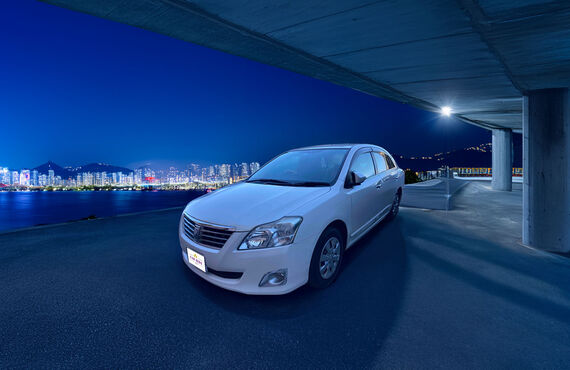 トヨタ-プレミオ買取強化中！二代目後期モデルX・F・Gグレード歓迎！無料出張査定は横浜・川崎・横須賀・逗子・鎌倉・藤沢・茅ヶ崎・平塚・寒川・相模原・厚木・大和・海老名・綾瀬・小田原など神奈川県全域と渋谷・世田谷・品川・千代田・大田・新宿・中央、町田・多摩など東京都全域に対応、さらには千葉県・埼玉県までOK！修復歴ありや過走行車の買取価格のご相談OK｜中古車買取専門店FAB RIDE